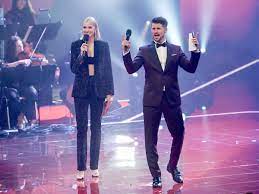 Sie sind wie immer wa. The Voice Of Germany Moderator Sorgt Fur Mega Shitstorm Bei Finale Region