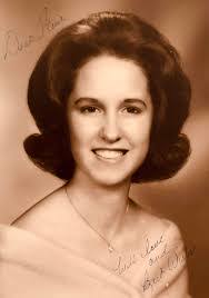 Charlotte Cyphers's Instagram, Twitter & Facebook