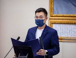 Jun 24, 2021 · 對此，國民黨主席江啟臣上午接受廣播專訪痛批，蔡英文總統說疫苗是科學不是政治，但衛福部卻更換eua審查委員，把審查委員會當成形式過水，換. Pchome æ–°èž