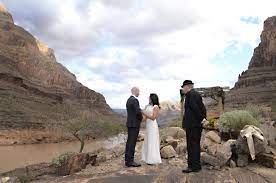 Minister With Wedding Couple At The Grand Canyon Grand Canyon Helicopter Wedding Grand Canyon Grand Canyon Helicopter