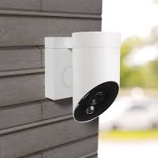 Whether one company's diy security cameras will work with another company's diy home security system depends on whether the cameras and the security system are both compatible with a home automation system like amazon alexa or google. Best Security Camera 2021 The Top Wireless Cameras For Home Security