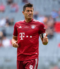 Transactionid date filer name received from or paid to amount benefits or opposes Uefa Champions League On Twitter Look Who S Back Robert Lewandowski Ucl