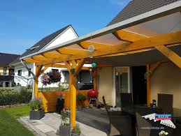 Ein Holz Terrassendach Der Marke Rexocomplete Xxl 8 60m X 4m Mit Rexoclear 16mm Pc Stegplatten In Eiskr Uberdachung Terrasse Terrassenuberdachung Uberdachungen