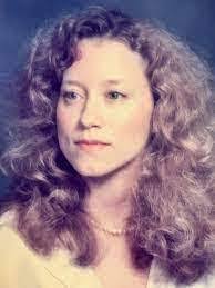 Jeannie Mead's Instagram, Twitter & Facebook