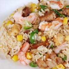 • nasi • telur 2 butir • 4 siung bawang putih • 6 siung bawang merah • 4 buah cabe rawit • 1 buah paprika merah • 2. Resepi Nasi Goreng Merah Pawtaste Com