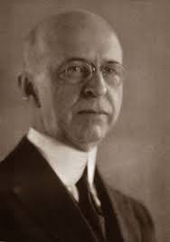 The Story of a House: Guess Who's Coming to Dinner