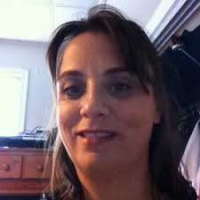 Leanne Grow's Instagram, Twitter & Facebook