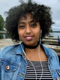 She brought joy': Family mourns Edmonds woman killed in I-5 mattress crash 