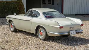 The volvo p1800 (or 1800s, 1800e and 1800es) is a pretty rare volvo and not very easy to find. 60 Jahre Volvo P1800 Schwedens Legendares Sportcoupe