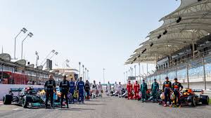 Льюис хэмилтон прыгнул с парашютом. 2022 F1 Driver Line Up Latest News And Rumours Motor Sport Magazine
