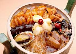 To prepare the shark's fin, the night before, soak the fins in a bowl of water with the white vinegar for a least 4 to 6 hours, rinse, and drain. Origin Of Buddha Jumps Over The Wall Chinese Cuisine Story