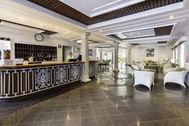 Hotel le boucan canot has the following amenities and services: Boucan Canot Saint Paul Compare Deals