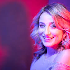 Stacy Cahill's Instagram, Twitter & Facebook