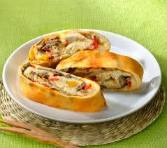 Rotolo Aux Champignons Et Poivrons Recette Idee Recette Champignon Recette