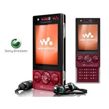 The live with walkman operates on android 2.3 (gingerbread) with a slightly changed launcher. Refurbished Sony Ericsson Walkman W705 Red Memory Size 4gb Rs 6599 Piece Id 22152141248