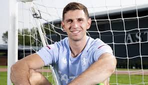 Martínez играет с 2020 в астон вилла (avl). Emiliano Martinez Al Aston Villa La Venta Mas Cara Para Un Arquero Argentino Futbol La Voz Del Interior