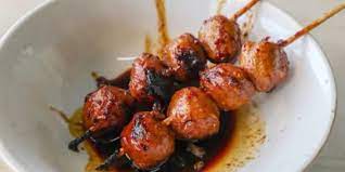 Resep bumbu pentol bakar memang sederhana, siapapun bisa membuatnya tanpa harus melihat latar belakang keahlian si pembuat, termasuk anda. 5 Cara Membuat Pentol Bakso Yang Enak Kenyal Dan Bikin Nagih Merdeka Com