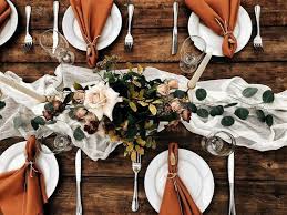 Inspiration Mariage Theme Terracotta Et Rustique Le Carnet Blanc Mariages Orange Brulee Deco Mariage Automne Table Mariage Automne
