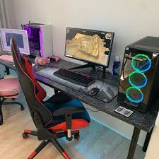 Pro Series Gt099 Red In 2020 Game Room Design Gaming Room Setup Small Room Design