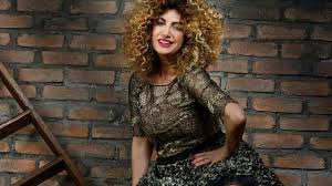 Ma a causa della giovanissima età. Marcella Bella Quando Rischiai Di Rimanere In Perizoma Ma Gli Lanciai Il Microfono In Testa Spettacolo Brevenews Com