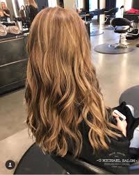 Traditional Bronde Highlights By The Design Team At G Michael Salon Indy S Premier Oribe Salon Indy Indyhair Carm Best Hair Salon Cool Hairstyles Hair