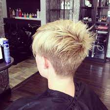 Apply some hair gel to your fingers and start combing your hair backward. 30 Spiky Short Haircuts