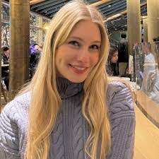 Angelina Cervantes's Instagram, Twitter & Facebook