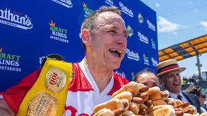 Joey Chestnut returns to Nathan's July 4th hot dog contest