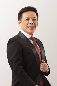 He is currently a partner of messrs chong + kheng hoe. Board Of Directors Vizione