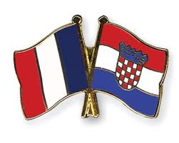 La croatie, officiellement république de croatie, est un état dans la région transitoire entre l'europe le drapeau de la croatie fut introduit officiellement le 22 décembre 1990. Pin S De L Amitie Drapeaux France Croatie Flags