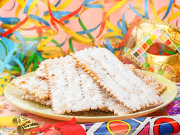 Questo dolce, tipico del periodo carnevalesco, è uno dei più amati. Ricette Per Carnevale Le Chiacchiere Al Forno Pourfemme