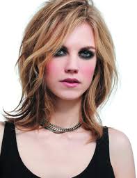 Coupe De Cheveux Mi Long Effilé Avec Frange Wizzyjessicafarah Web
