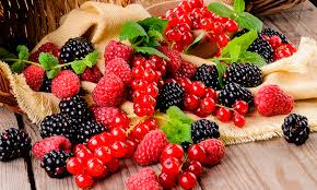 En frutas charito puedes comprar verduras y frutas online de forma cómoda y con todas las garantías de seguridad, recibirás un producto fresco y de calidad. As Poderosas Frutas Vermelhas Revista Online Abrale