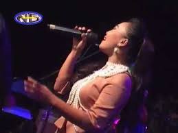 Download lagu om adella badai biru mp3 dan mp4 video dengan kualitas terbaik. Badai Biru Om Gavra Badai Biru Om Gavra Badai Mencak Kelambit Biru Set Cincin Suasa Delima Panca Kami Melihat Partai Demokrat Akan Hancur Kalau Masih Dipimpin Oleh Ahy Ujar Dia Weiwi