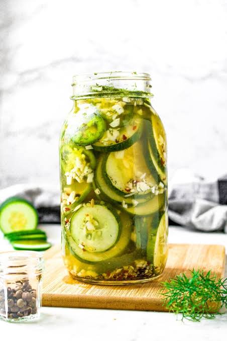 Quick & Easy No Cook Refrigerator Pickles