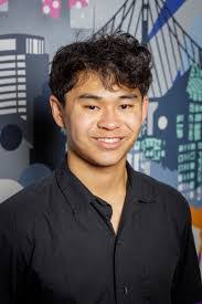 Derek Spitzer's Instagram, Twitter & Facebook