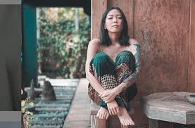 Traditional indonesian tattooing has never been a bigger part of bali's evolving tattoo scene. Berkenalan Dengan Nadya Natassya Tatto Artist Dari Indonesia Okezone Lifestyle