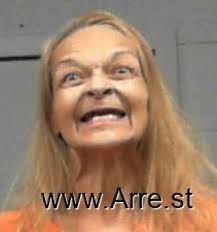 Darlene Powers's Instagram, Twitter & Facebook