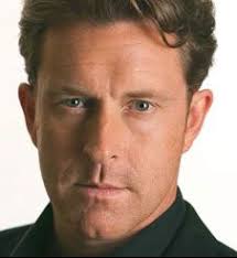 Musical Theatre News: Earl Carpenter returns to LesMis as Javert