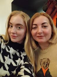 There was a recent post about a Ukrainian lady wanting to come across with  her daughter, and wanting a host family or someone to sponsor. I wanted to  know if anyone has