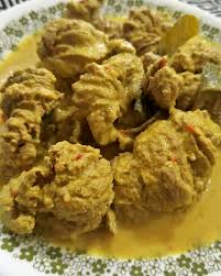 Apabila air telah mendidih, perlahankan api. Telur Ikan Masak Lemak Cili Padi Food Drinks Local Eats On Carousell