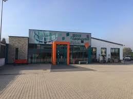 Hochwertige spezialreiniger, die stark zu schmutz und flecken und sanft zu material und umwelt sind. Uber Uns Unsere Geschichte Gegenwart Und Plane Ihr Fliesenleger Aus Oberlahr Gerd Densing