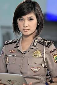 38+ model terkini style kuncir rambut wanita. Model Rambut Pendek Ala Polwan Kiat Tampil Anggun Dan Fresh Untuk Semua Bentuk Wajah