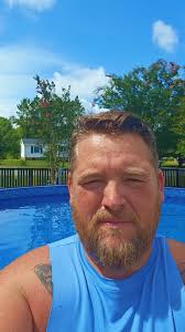 What size pool should I get is a question we often receive. To aid in your  decision-making process, we have compiled a chart to provide a general  guideline for selecting a suitable