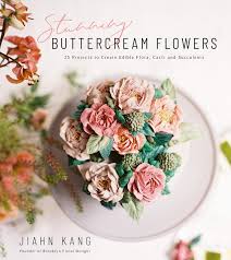 I learned how to do it by watching a video on this webpage: Stunning Buttercream Flowers 25 Projects To Create Edible Flora Cacti And Succulents Kang Jiahn 9781624149023 Amazon Com Books