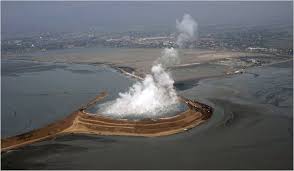 indonesia, sinking in a sea of mud