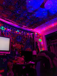 Bedroom Tapestry Hippie Stoner Tumblr Vsco Clothes In 2020 Room Tapestry Room Ideas Bedroom Dreamy Room