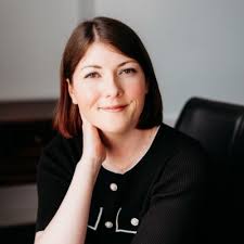 I'm thrilled to announce my new position as PR & Copywriting Executive at  Bunches.co.uk 💐