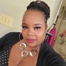 PLUS SIZE MODEL Alicia