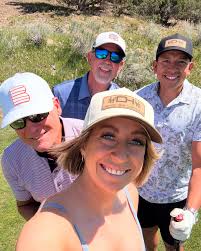 Whitney Estrada (@whitneyestrada_) • Instagram photos and videos